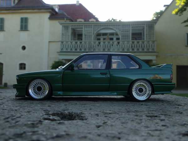 1:18 BMW E30 M3 - British Racing Green Color - inkl.OVP